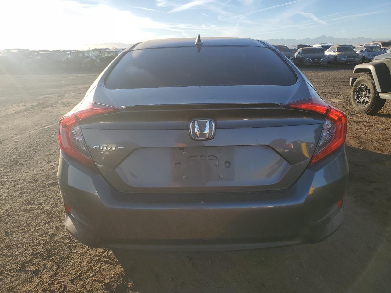 2018 Honda Civic Ex VIN: JHMFC1F30JX026792 Lot: 83546454