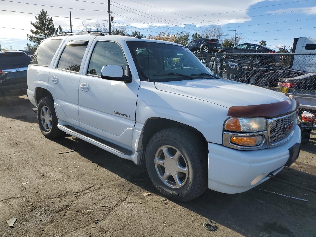 2004 GMC Yukon Denali VIN: 1GKEK63U74J160785 Lot: 83208774