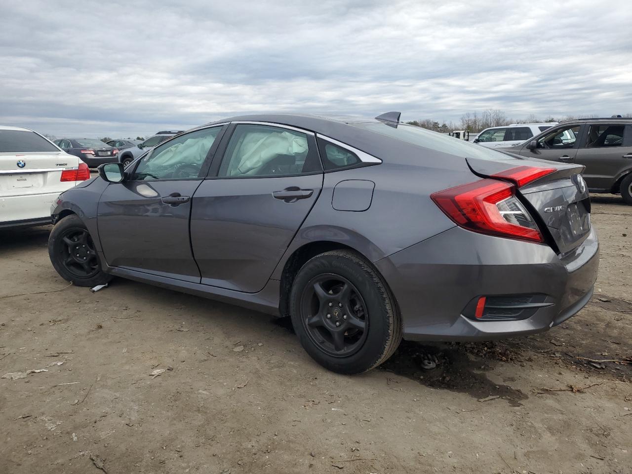 2HGFC2F79JH520617 2018 Honda Civic Ex