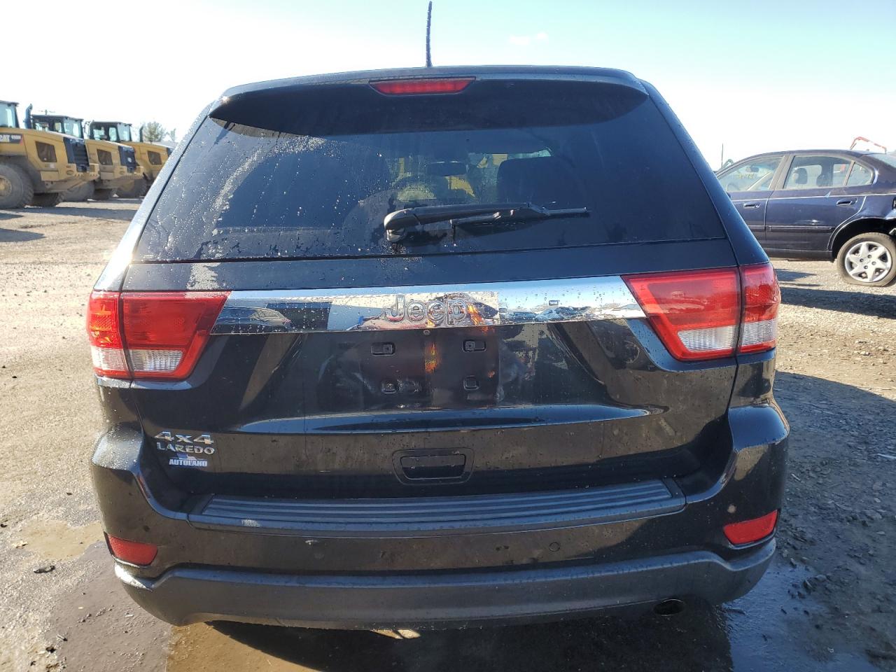 1C4RJFAG3DC560165 2013 Jeep Grand Cherokee Laredo