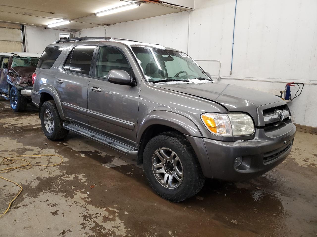 5TDBT44A15S243752 2005 Toyota Sequoia Sr5