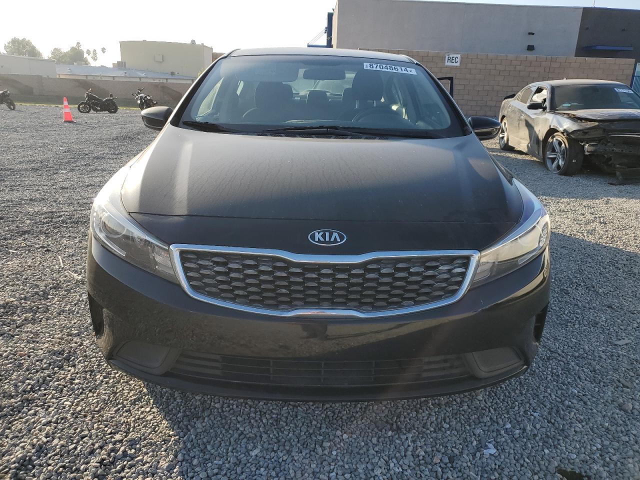 2018 Kia Forte Lx VIN: 3KPFL4A77JE170837 Lot: 87048614