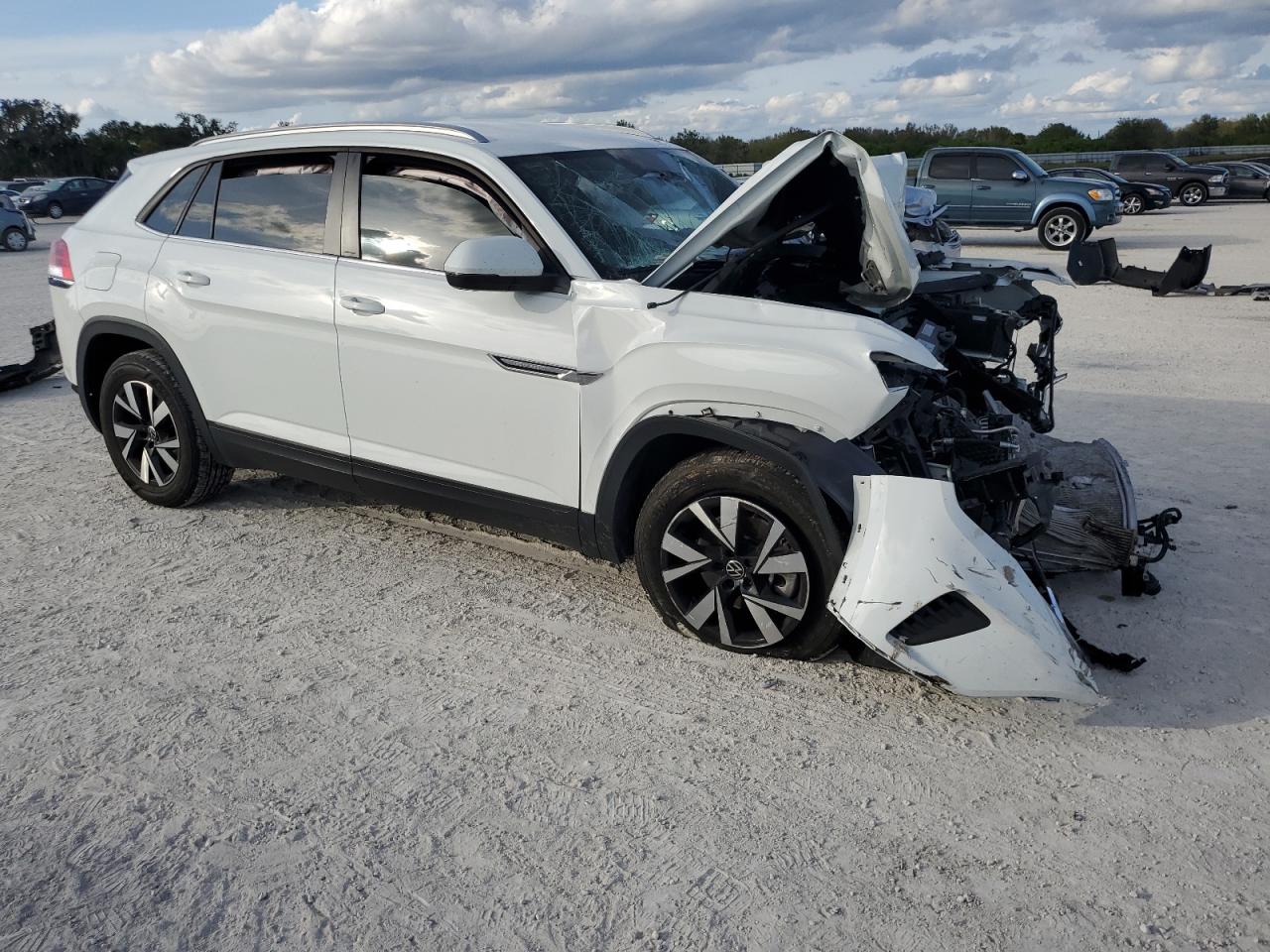 2022 Volkswagen Atlas Cross Sport Se VIN: 1V2DC2CA8NC221424 Lot: 86362754