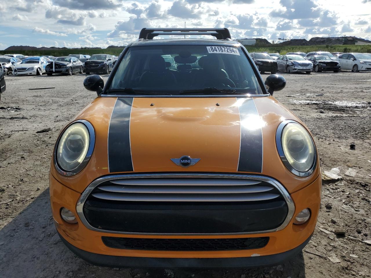 2015 Mini Cooper VIN: WMWXS5C53FT831896 Lot: 84187294