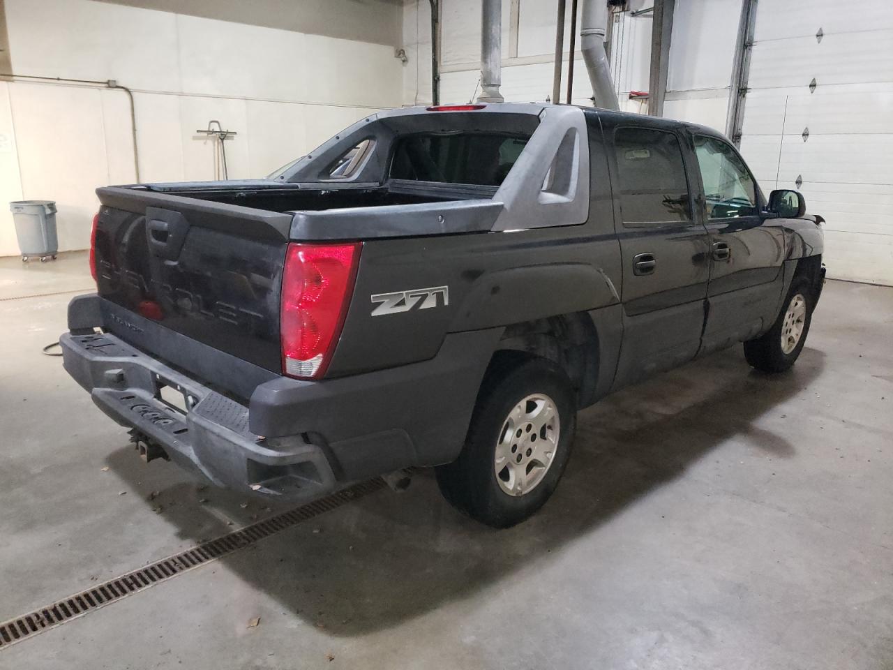 2005 Chevrolet Avalanche K1500 VIN: 3GNEK12Z15G157211 Lot: 81684314