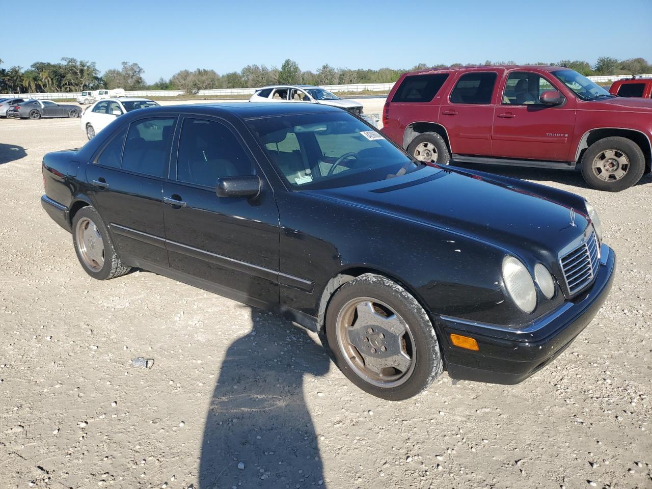 1998 Mercedes-Benz E 320 VIN: WDBJF65F3WA663759 Lot: 84286624