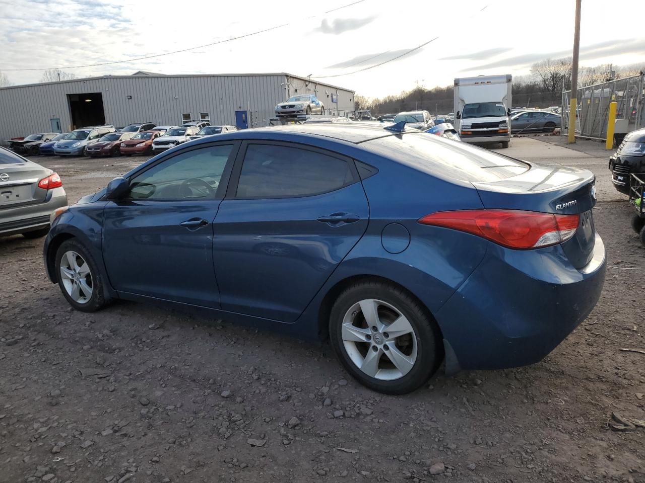 KMHDH4AE9DU957992 2013 Hyundai Elantra Gls