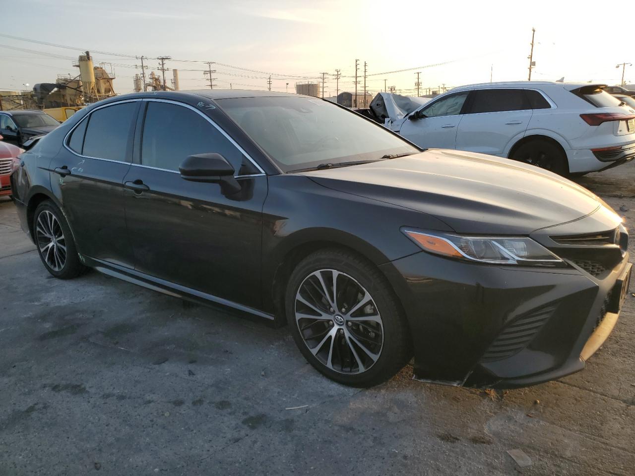 2018 Toyota Camry L VIN: 4T1B11HK9JU013661 Lot: 86598994