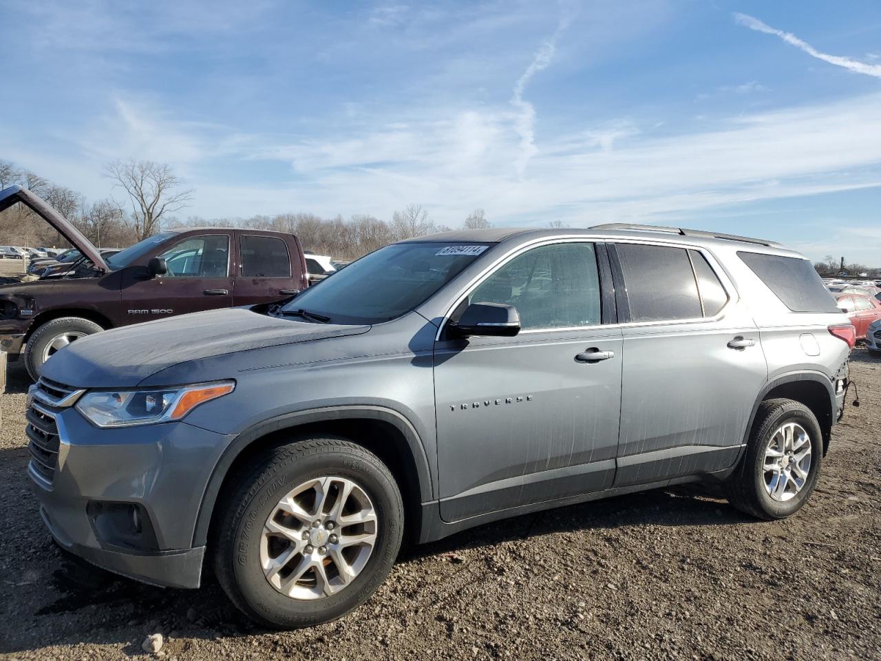 1GNERGKW5KJ255835 2019 Chevrolet Traverse Lt