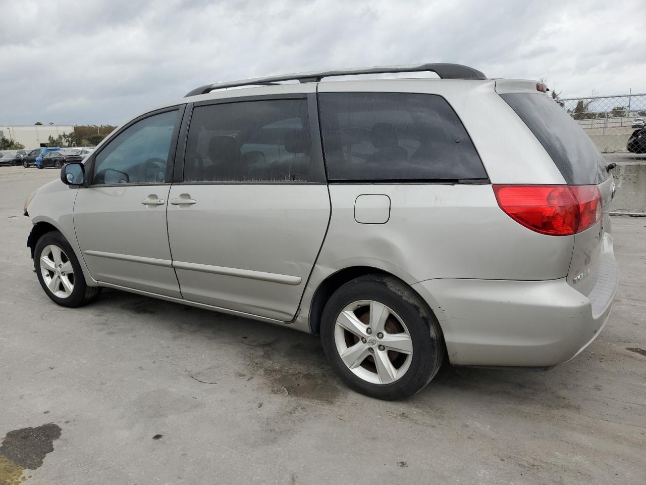 5TDZK23C27S091332 2007 Toyota Sienna Ce