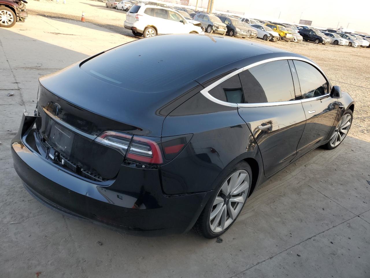 2018 Tesla Model 3 VIN: 5YJ3E1EB1JF134940 Lot: 84016504