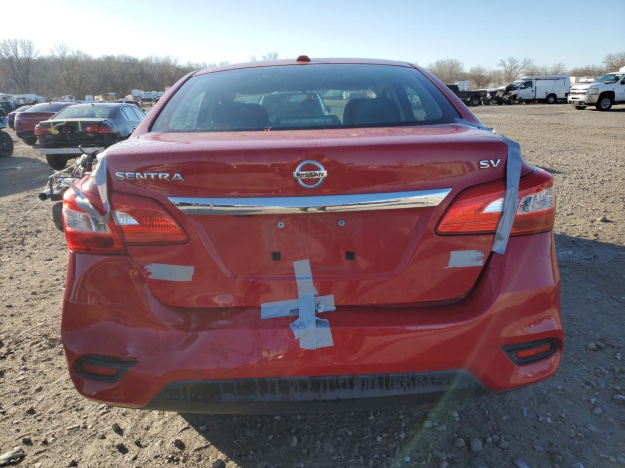 3N1AB7AP8JL636143 2018 Nissan Sentra S