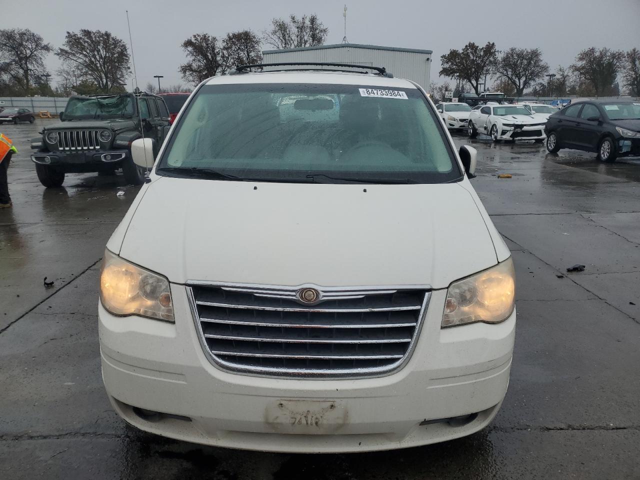 2008 Chrysler Town & Country Touring VIN: 2A8HR54P88R664053 Lot: 84733984