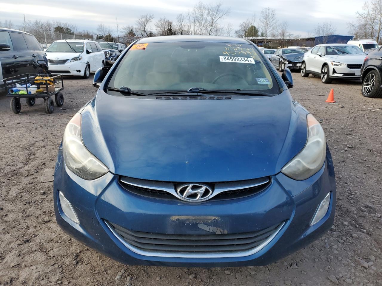 KMHDH4AE9DU957992 2013 Hyundai Elantra Gls