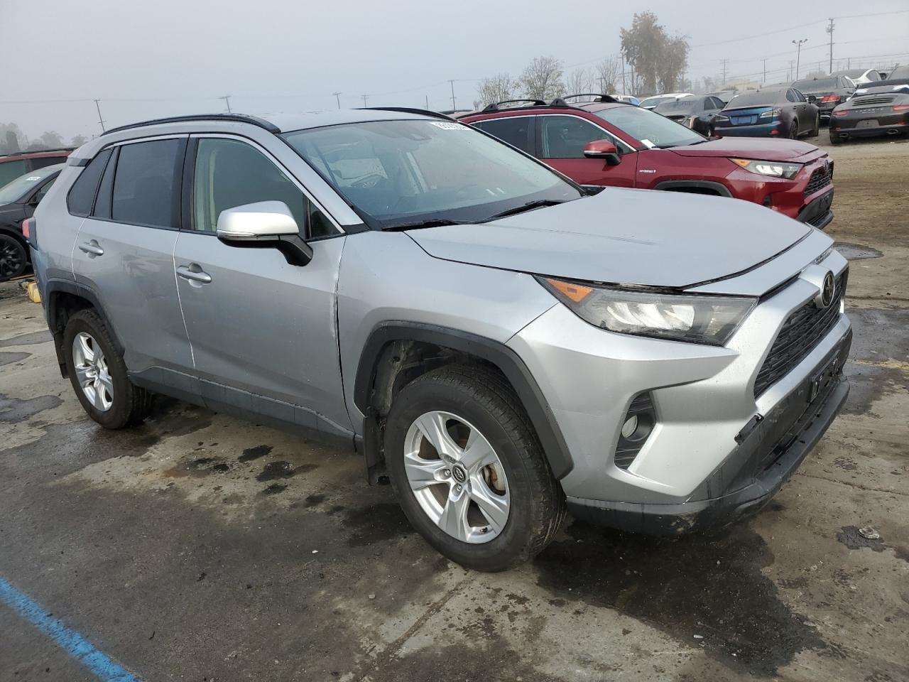 JTMW1RFV2LJ017640 2020 Toyota Rav4 Xle