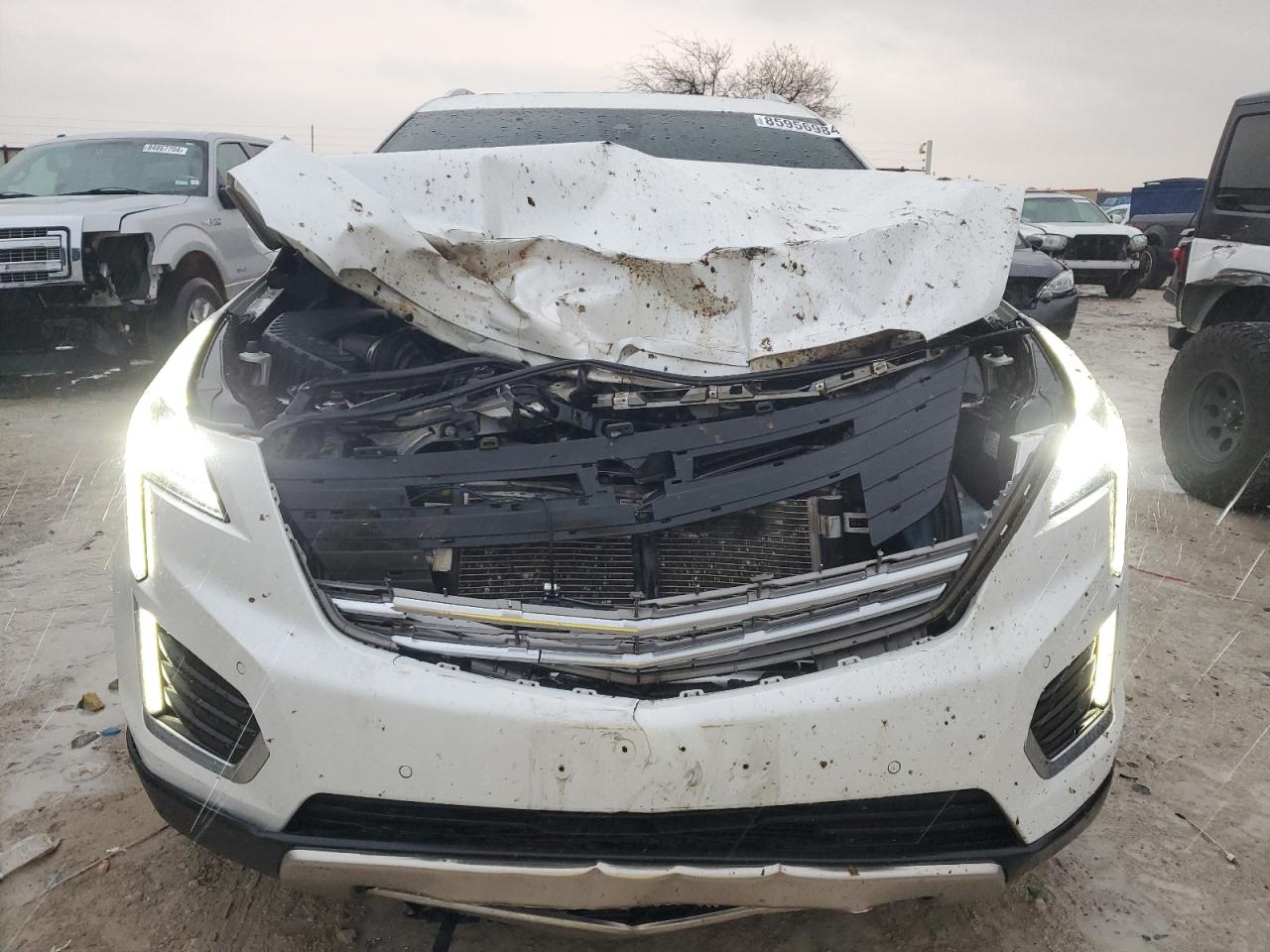 2017 Cadillac Xt5 Platinum VIN: 1GYKNFRS5HZ110996 Lot: 85956984