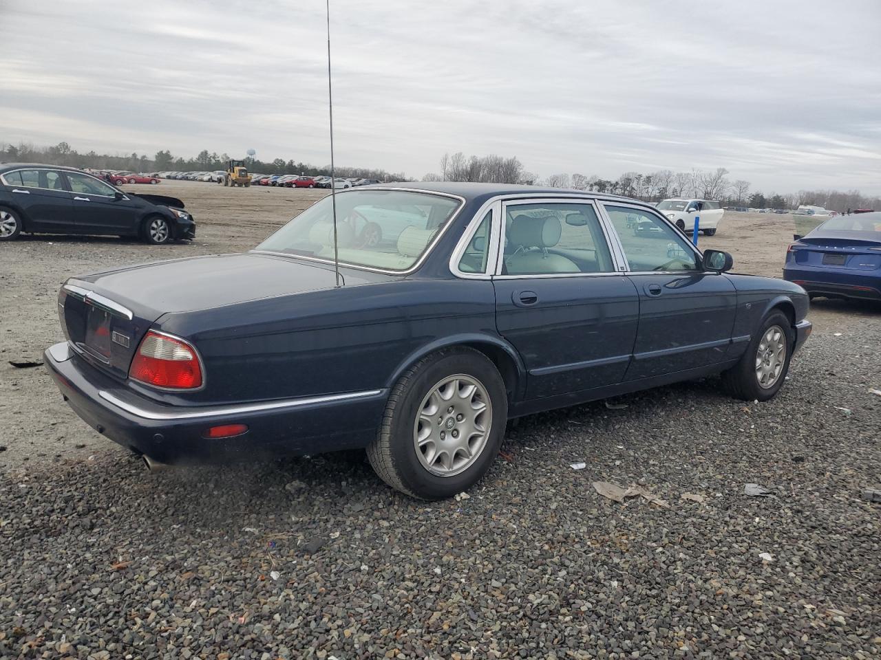 SAJDA14C41LF38763 2001 Jaguar Xj8