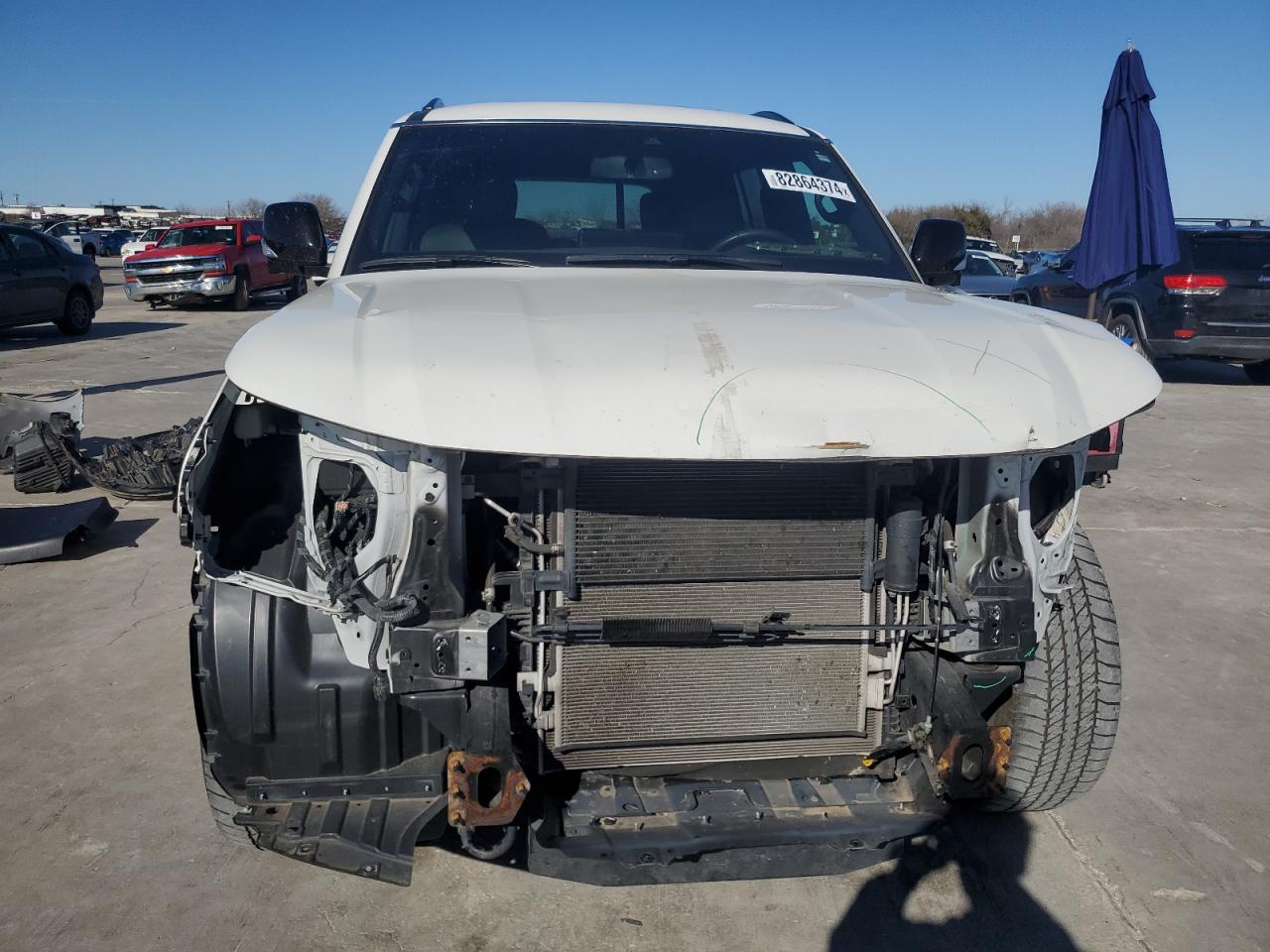 JN8AY2BA5N9392690 2022 Nissan Armada Sl