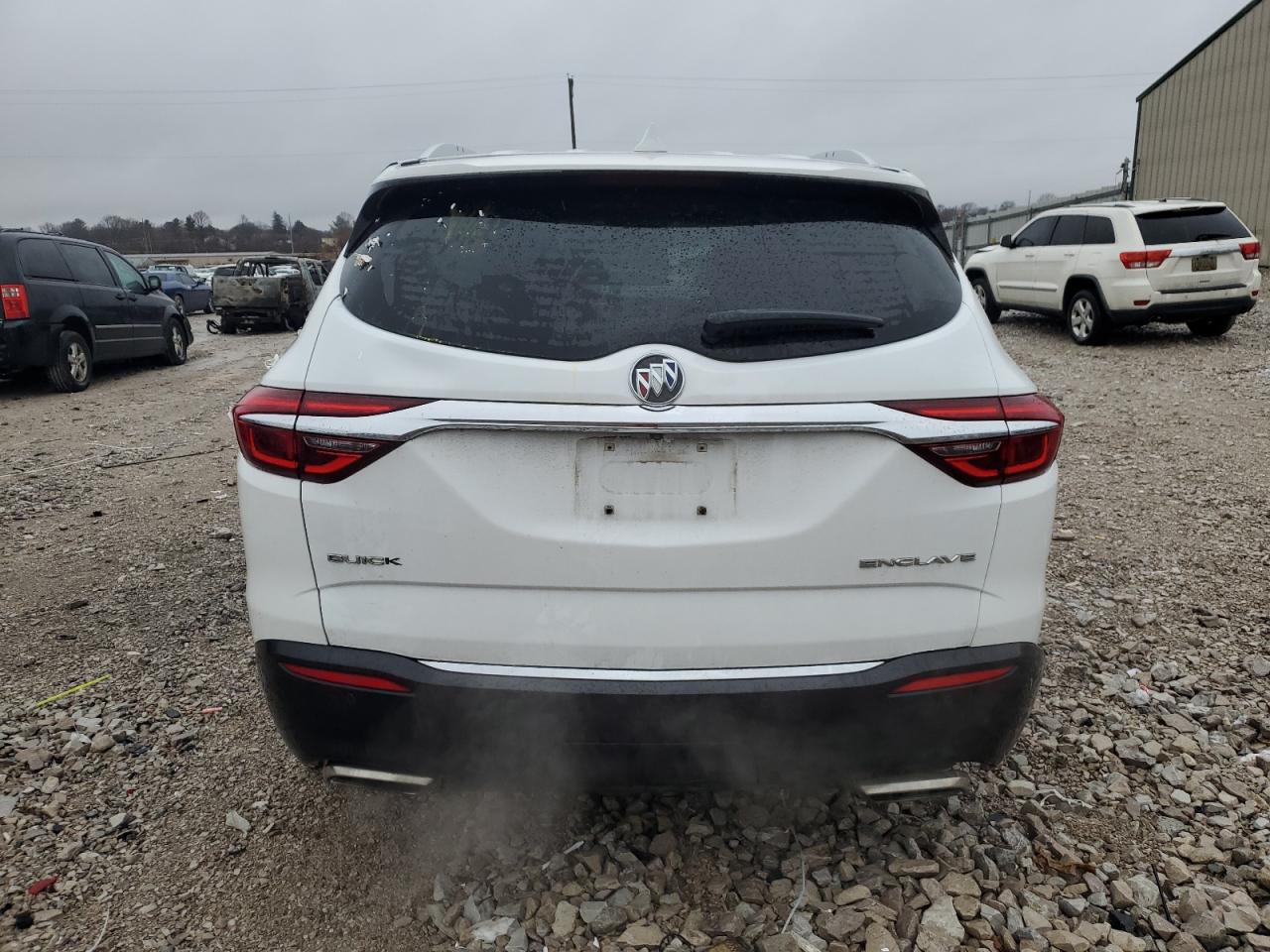 2018 Buick Enclave Essence VIN: 5GAERBKW1JJ233875 Lot: 84939894