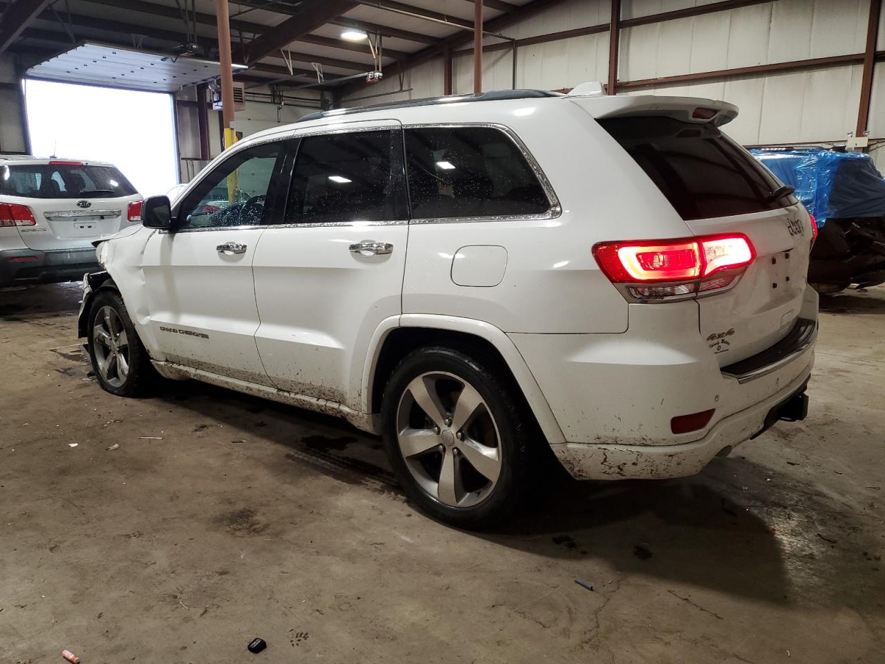 2015 Jeep Grand Cherokee Overland VIN: 1C4RJFCG6FC685502 Lot: 82293434