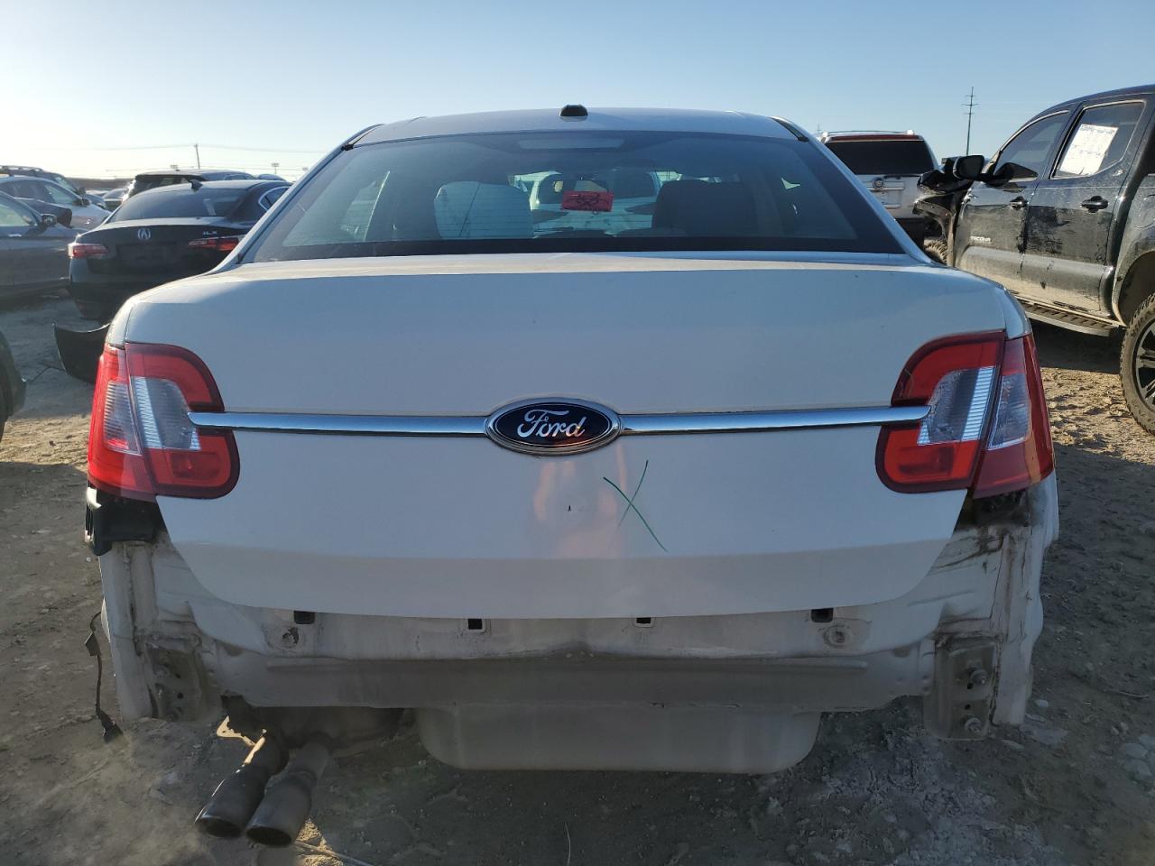 1FAHP2DW9BG170155 2011 Ford Taurus Se