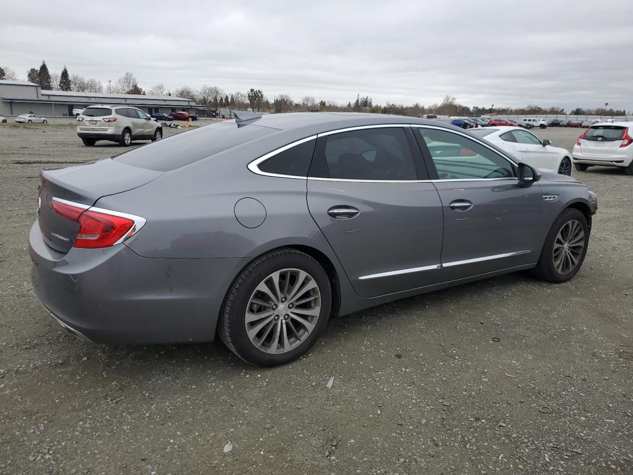 2018 Buick Lacrosse Essence VIN: 1G4ZP5SSXJU138147 Lot: 85719334