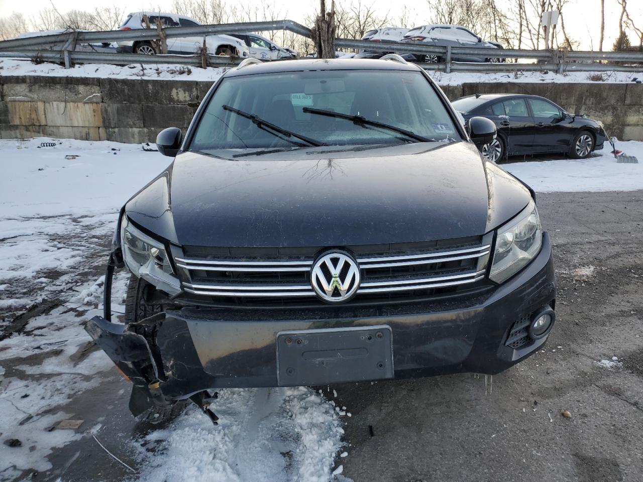 2013 Volkswagen Tiguan S VIN: WVGBV3AX2DW577716 Lot: 85504974