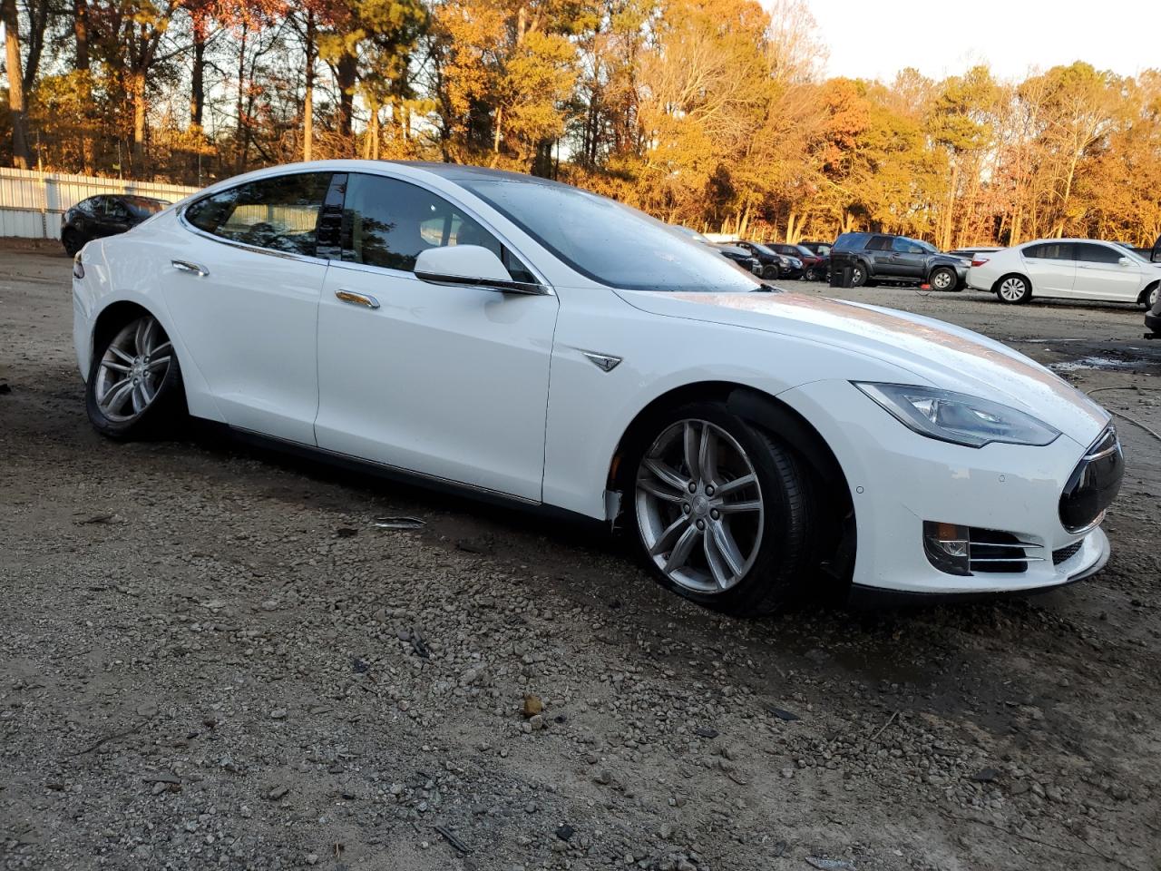 5YJSA1S11EFP54096 2014 Tesla Model S