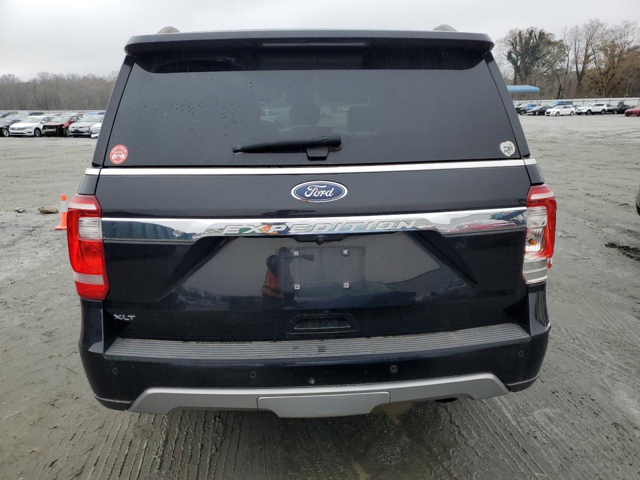 1FMJU1JT2KEA51881 2019 Ford Expedition Xlt