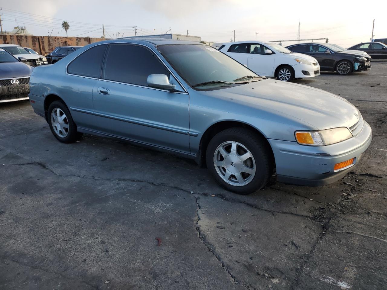 1995 Honda Accord Ex VIN: 1HGCD7259SA033631 Lot: 87080394