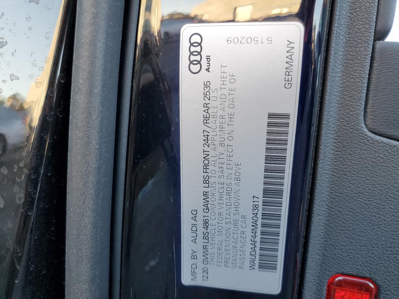 WAUDAAF44MA043817 2021 Audi A4 Premium 45