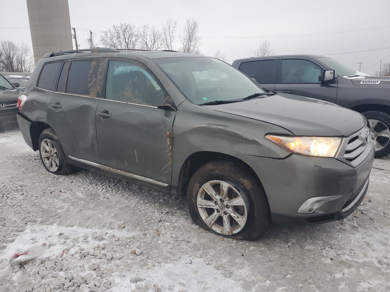 2011 Toyota Highlander Base VIN: 5TDBK3EH8BS090498 Lot: 83368814