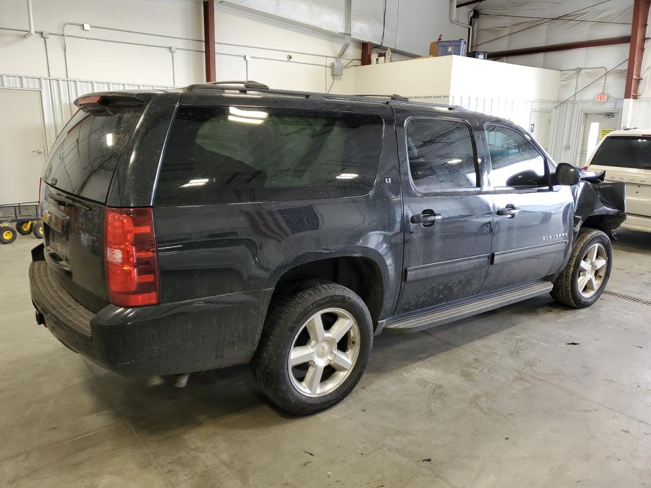 2013 Chevrolet Suburban K1500 Lt VIN: 1GNSKJE76DR194377 Lot: 85221374