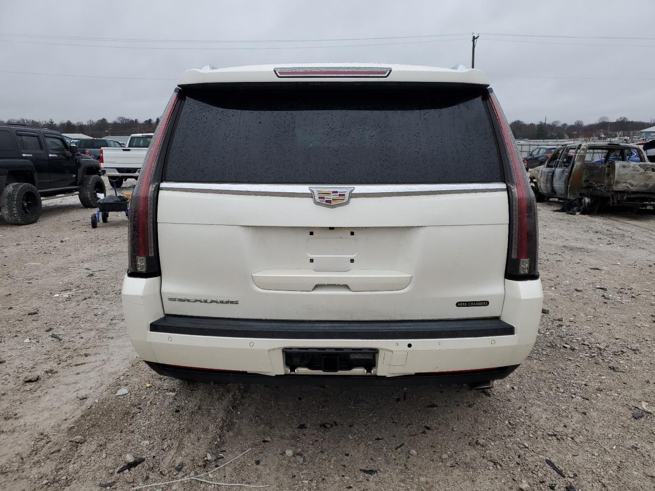 1GYS4MKJ5FR721097 2015 Cadillac Escalade Luxury