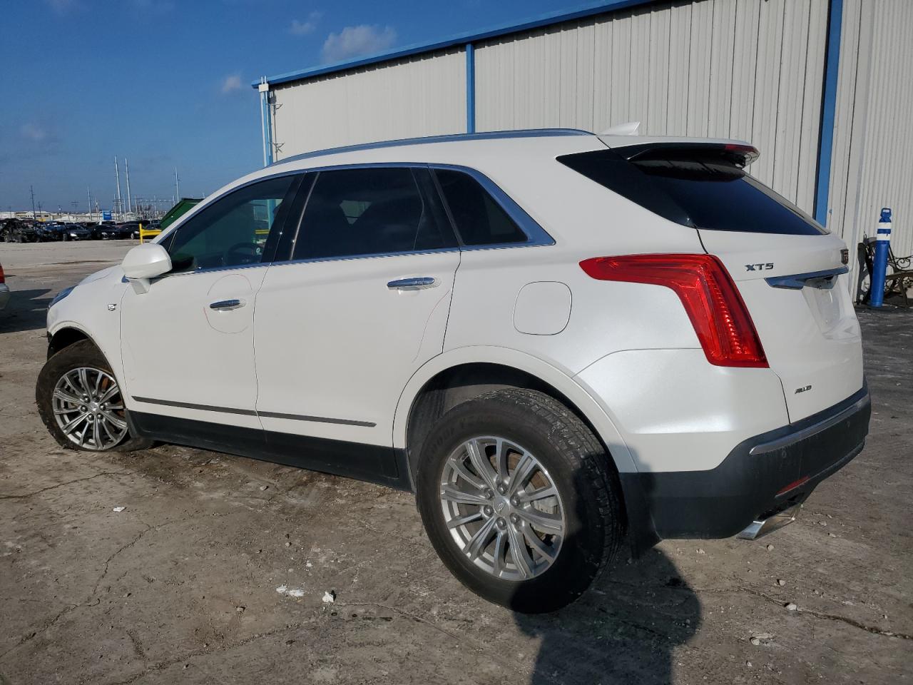 2017 Cadillac Xt5 Luxury VIN: 1GYKNDRS3HZ327242 Lot: 87031704