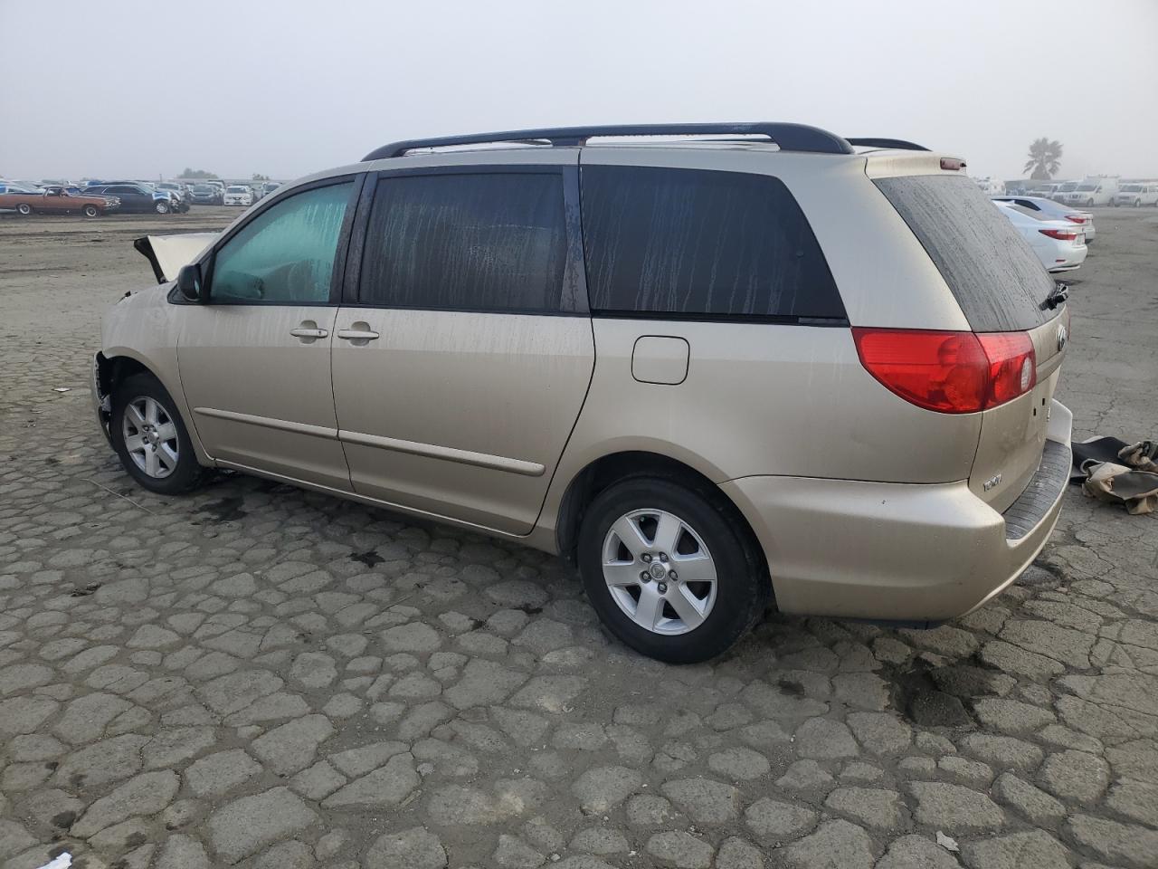 2007 Toyota Sienna Ce VIN: 5TDZK23C67S057250 Lot: 84332014