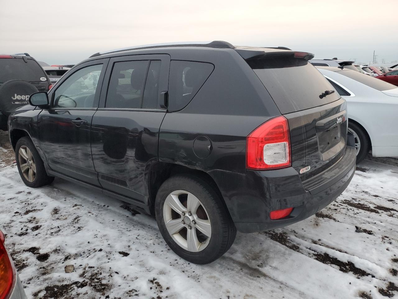 2011 Jeep Compass Sport VIN: 1J4NT1FB2BD208396 Lot: 85683924