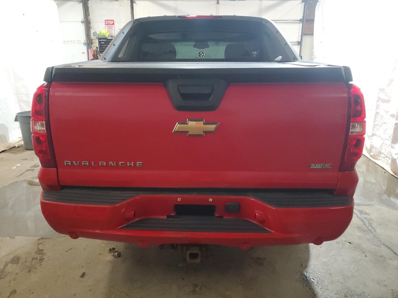 2008 Chevrolet Avalanche K1500 VIN: 3GNFK12328G163233 Lot: 86323644