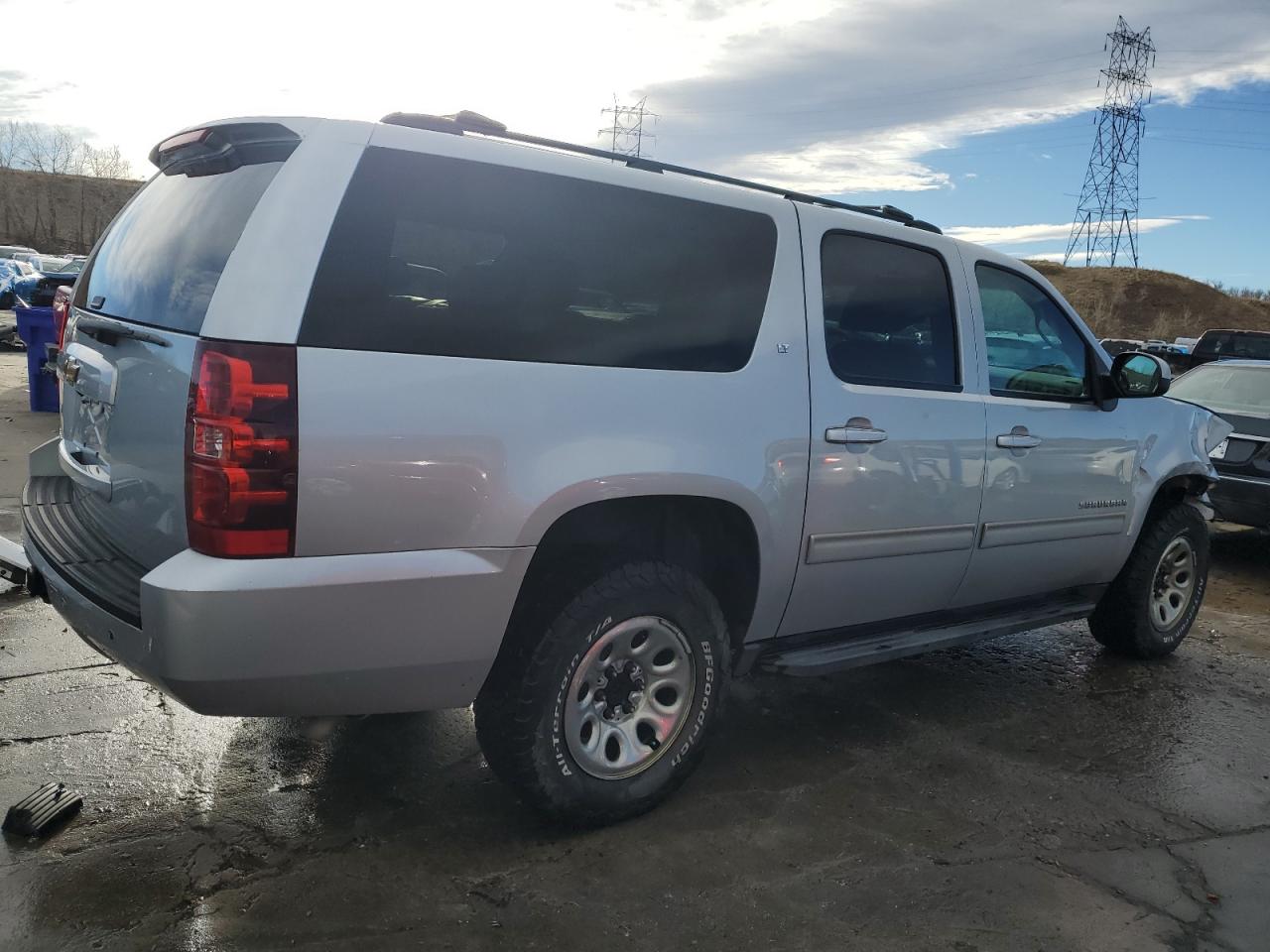 2013 Chevrolet Suburban K1500 Lt VIN: 1GNSKJE73DR176810 Lot: 86152224