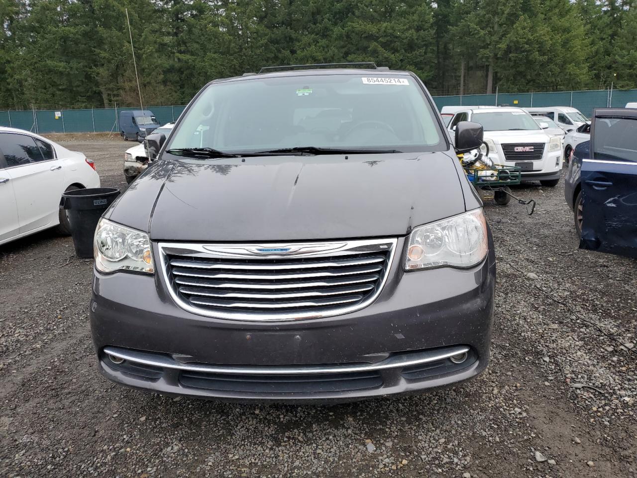 2015 Chrysler Town & Country Touring VIN: 2C4RC1BG8FR561270 Lot: 85445214