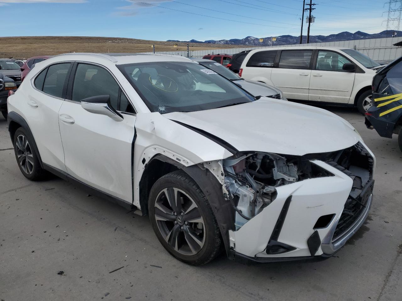 JTHY3JBH9K2018005 2019 Lexus Ux 200