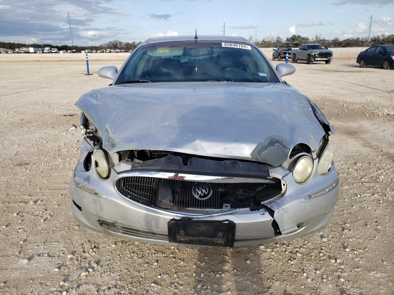 2005 Buick Lacrosse Cxl VIN: 2G4WD532151215886 Lot: 85640164