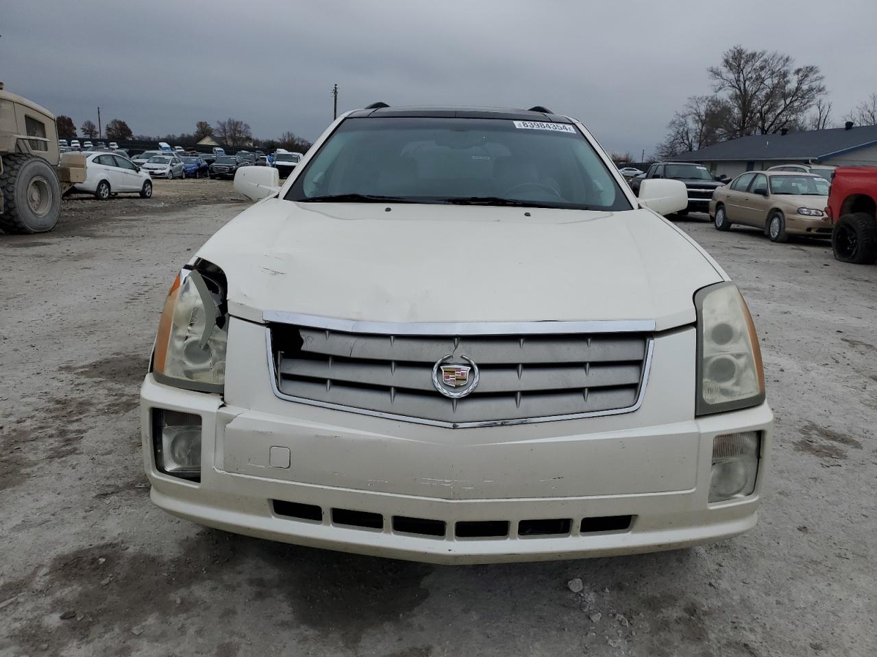 2008 Cadillac Srx VIN: 1GYEE637880152133 Lot: 83984354