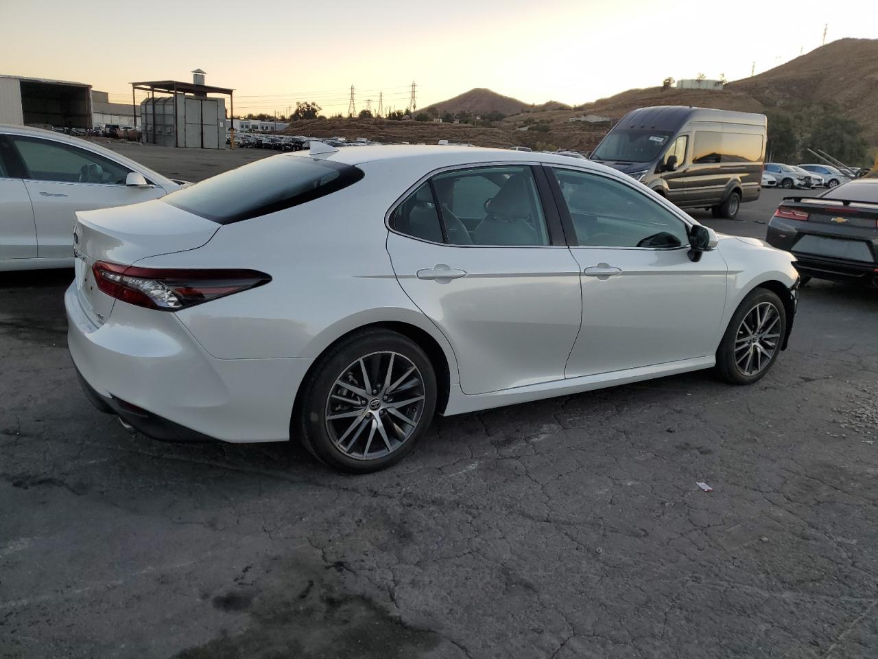 2022 Toyota Camry Xle VIN: 4T1F11BK2NU063270 Lot: 85809754