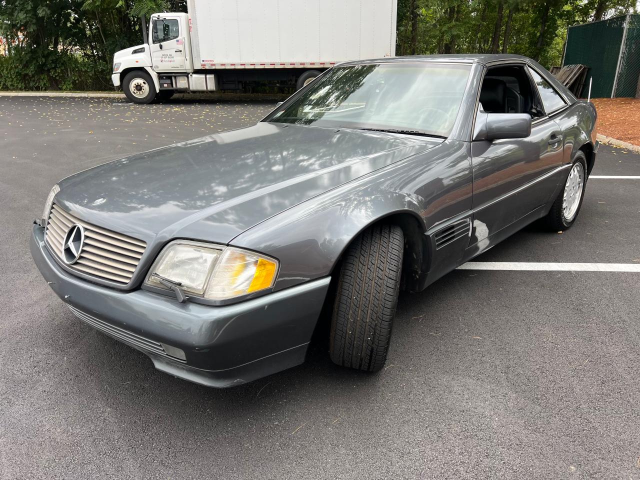 1995 Mercedes-Benz Sl 320 VIN: WDBFA63E5SF111028 Lot: 83702644