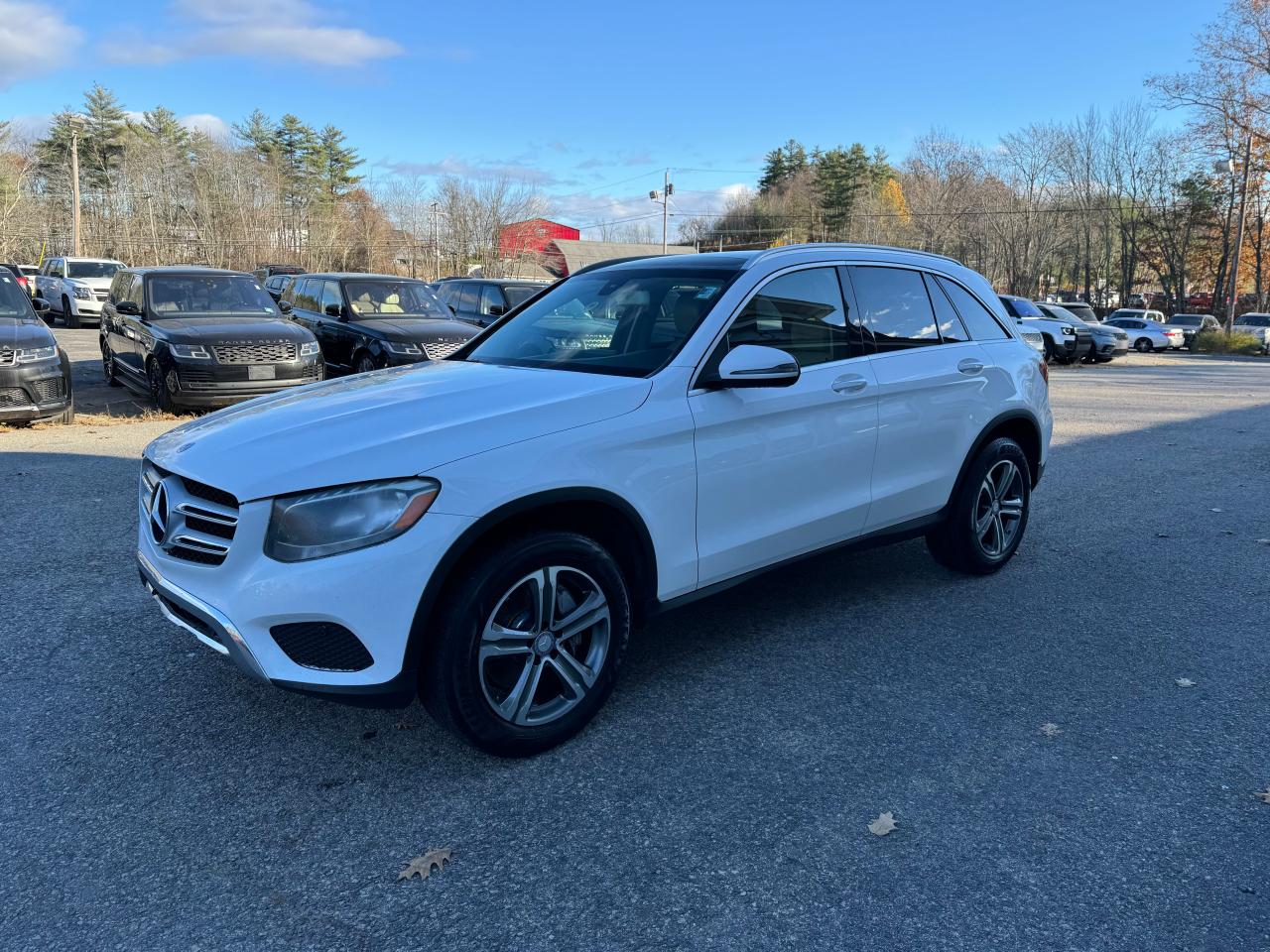 WDC0G4JB9HF194825 2017 Mercedes-Benz Glc 300