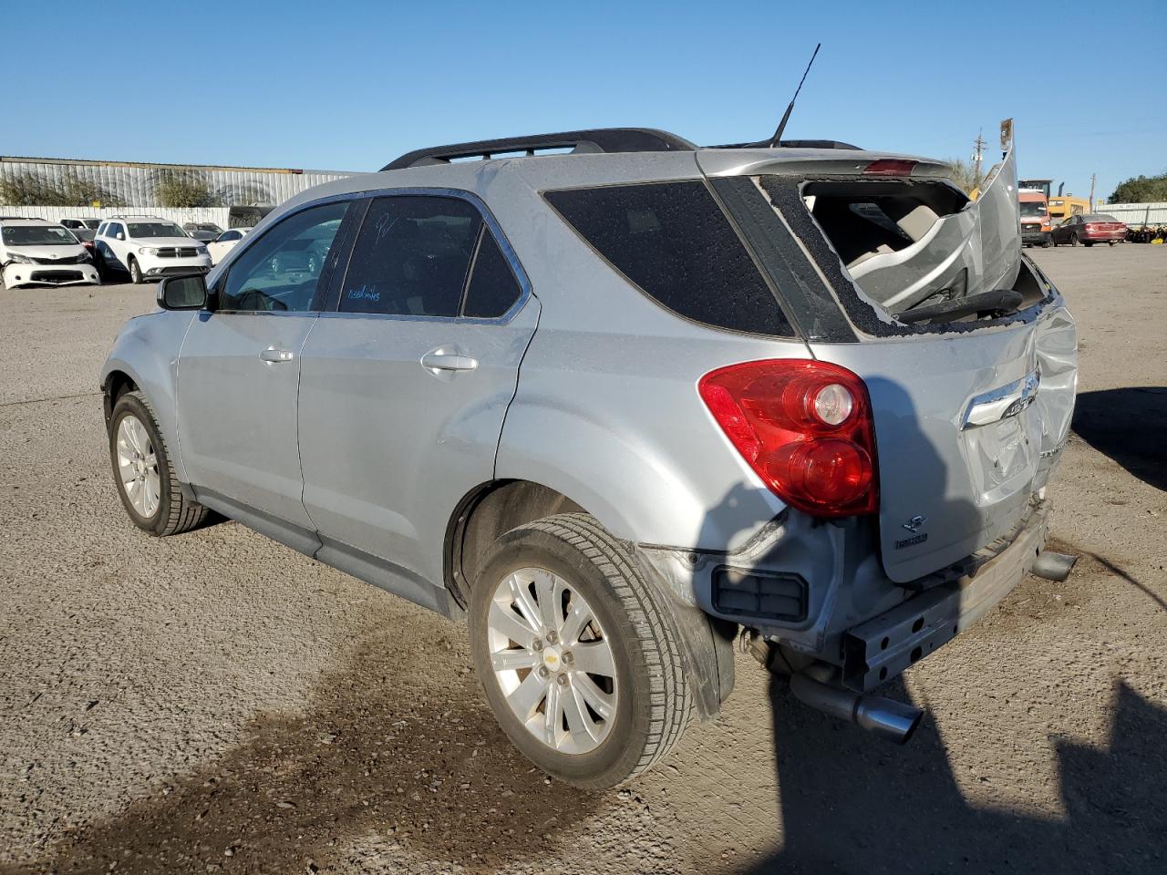 2CNFLDE57B6318071 2011 Chevrolet Equinox Lt