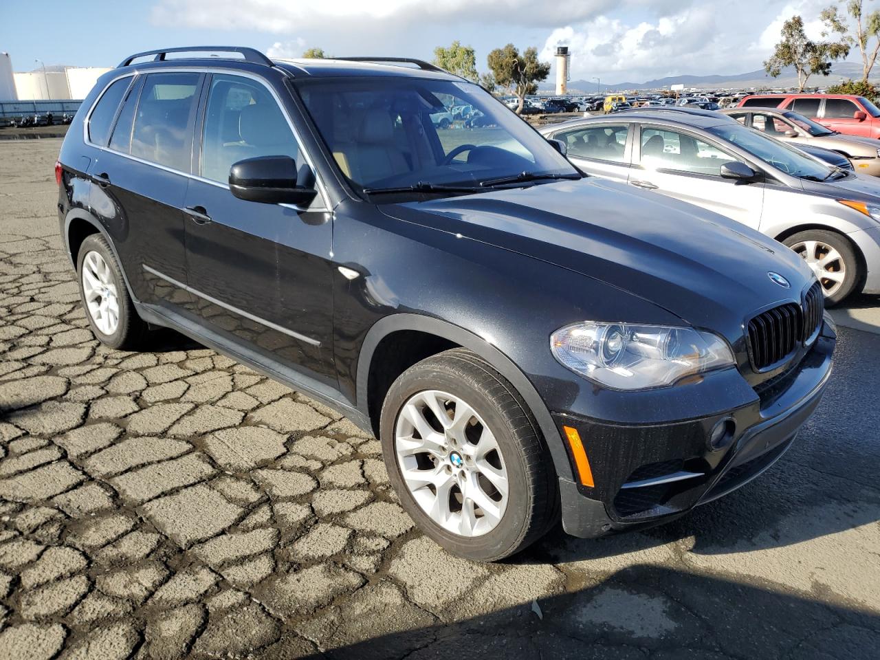 5UXZV4C55DL993909 2013 BMW X5 xDrive35I