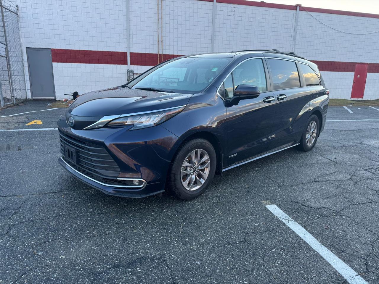 2021 Toyota Sienna Xle VIN: 5TDJSKFC6MS013236 Lot: 87330814