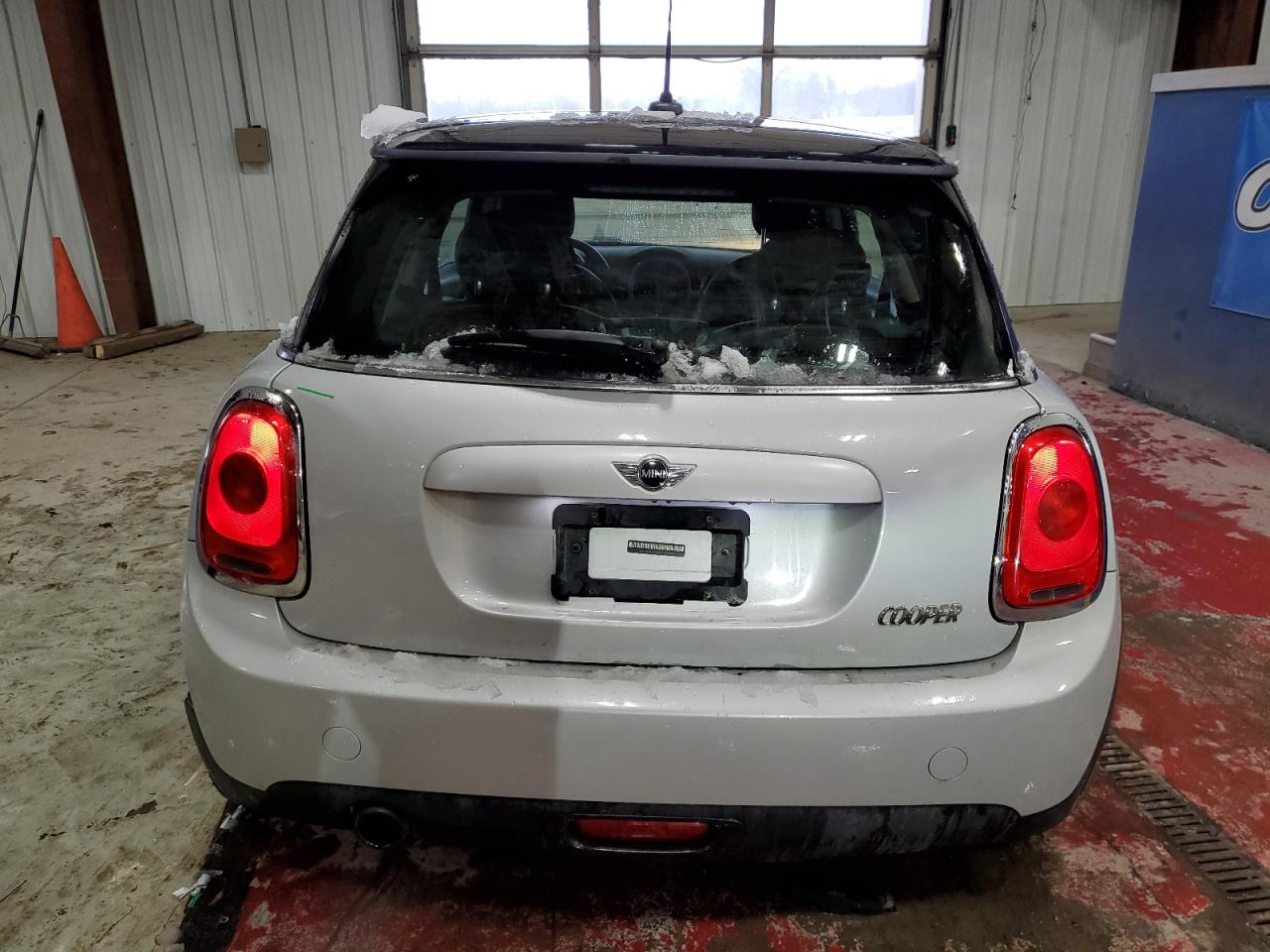 2015 Mini Cooper VIN: WMWXM5C55FT938457 Lot: 86104184